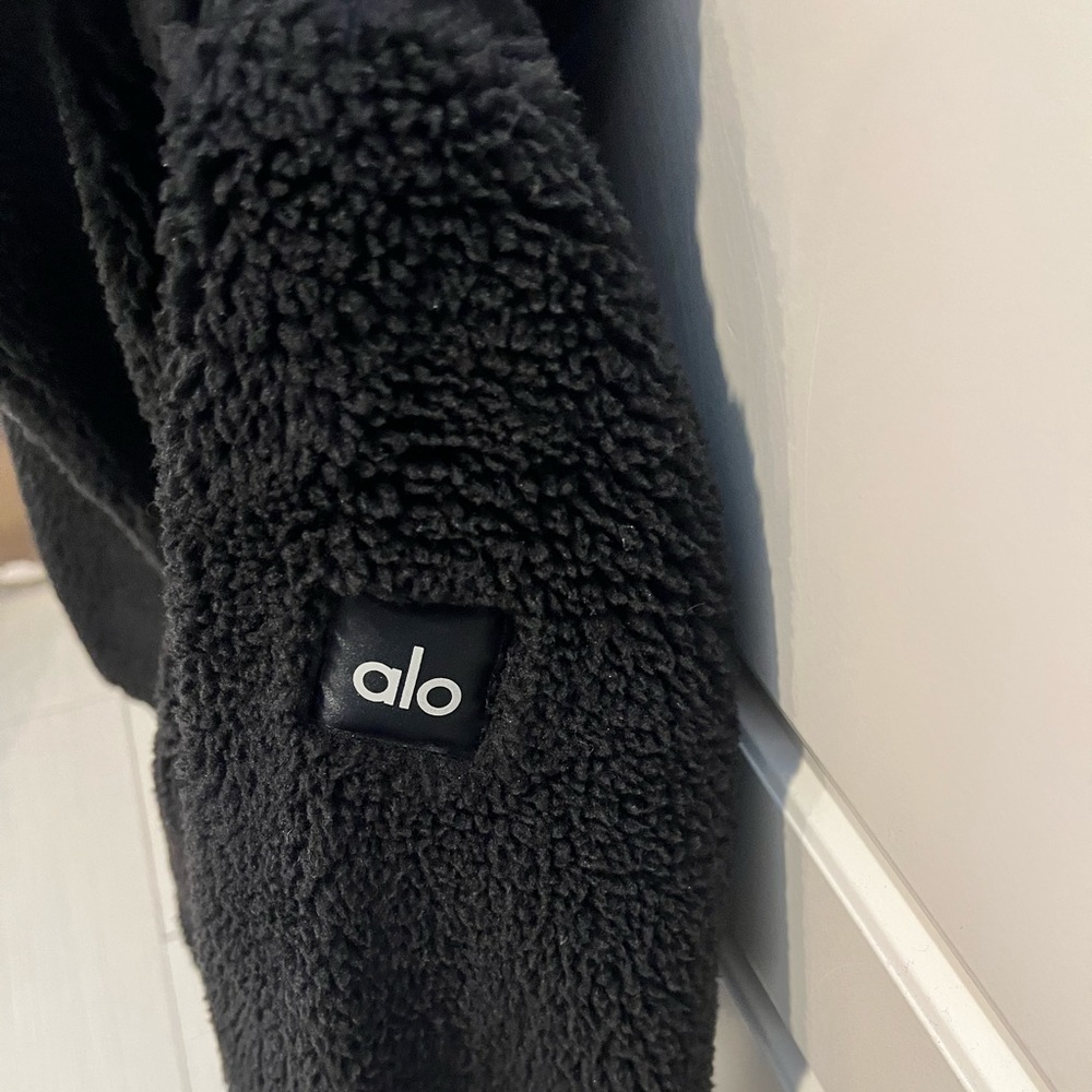 Alo Jacket, Foxy Sherpa jacket.